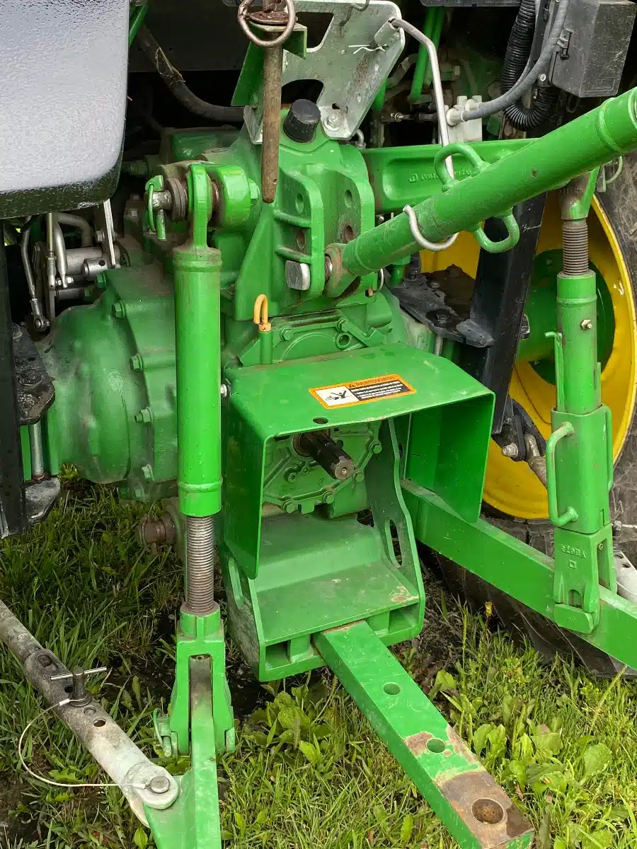 John Deere 4066R Tractor - Image 5
