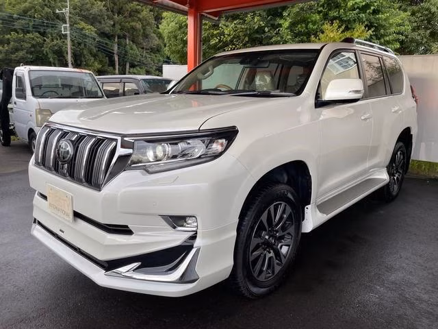 2023 LAND CRUISER PRADO TX-L 2.7 - Image 5