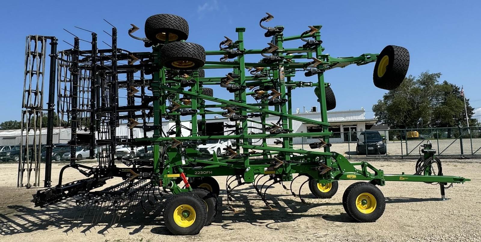John Deere 2230FH Cultivator