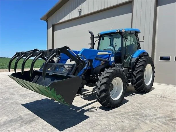 NEW HOLLAND T6.165 TRACTOR - Image 6