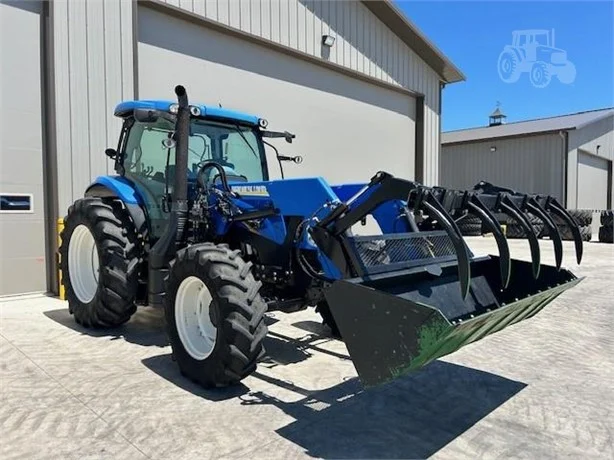 NEW HOLLAND T6.165 TRACTOR