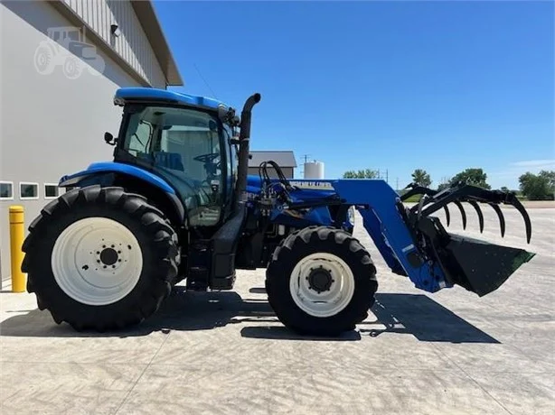 NEW HOLLAND T6.165 TRACTOR - Image 3