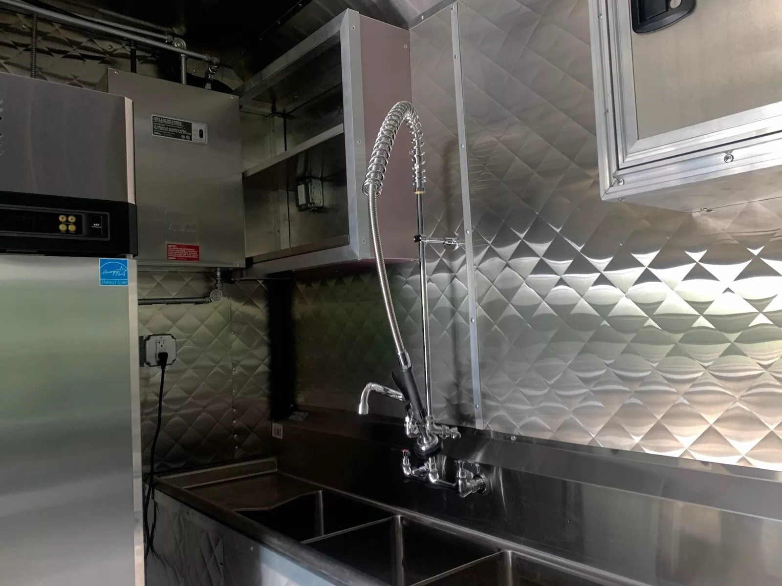 Custom Food Trailer 8' x 14' - Image 3